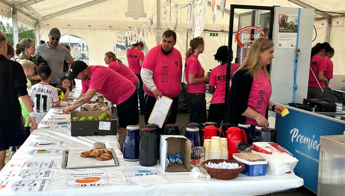 Pinse Cup: Tusindvis af frivillige gør turneringen til en succes – Se hvordan!